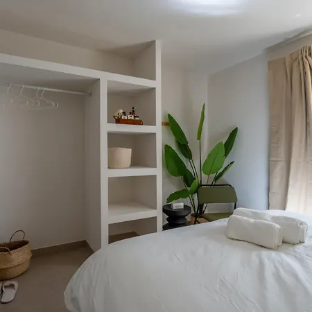 I Am Lomilla Apartment *