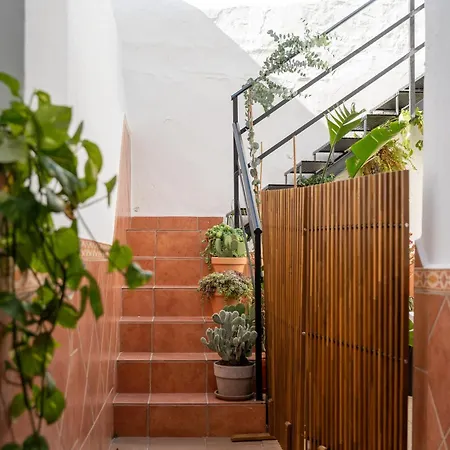 I Am Lomilla Apartment