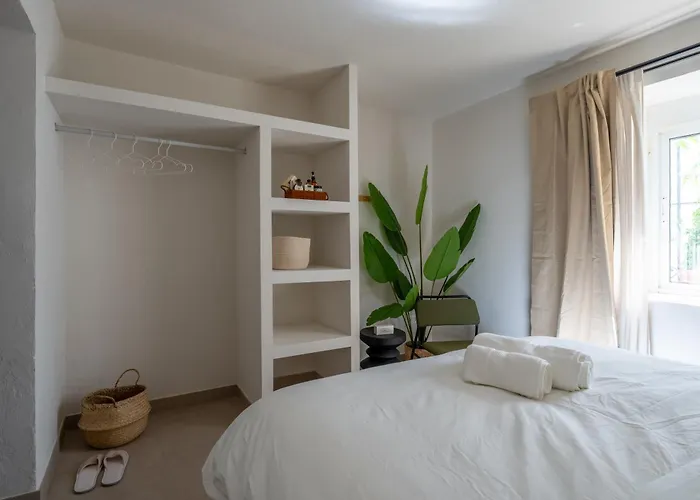 I Am Lomilla Apartment *